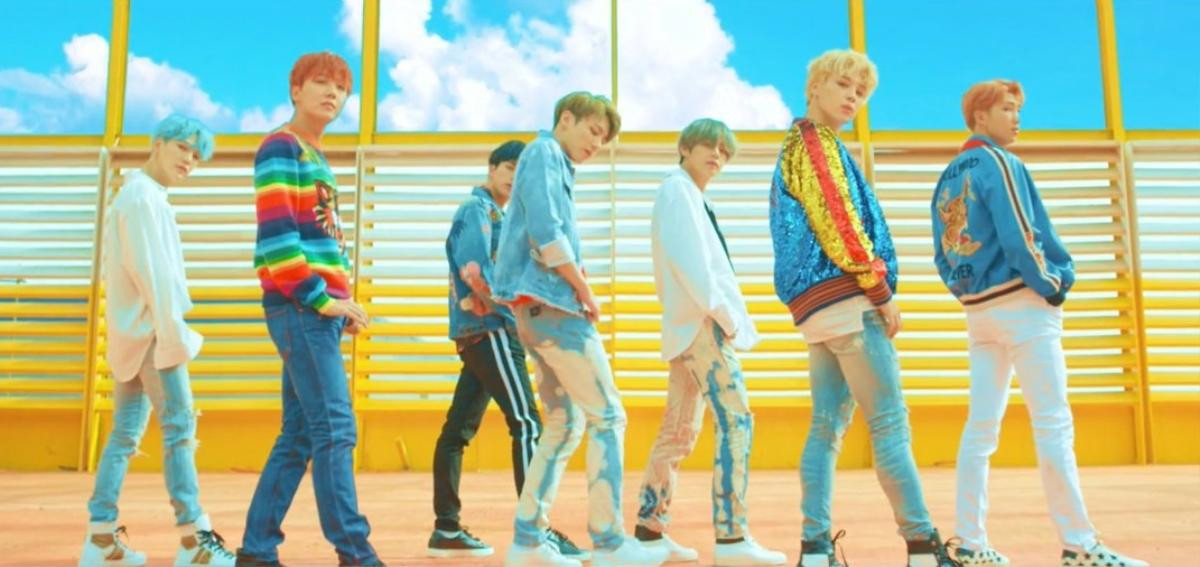 BTS đẹp 'rụng rời', tung MV cho hit 'gây nghiện' chỉ bằng tiếng huýt sáo Ảnh 1