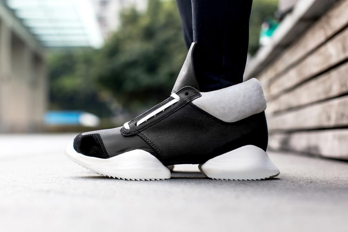 Đây rồi, những thiết kế 'mắc mệt' của thị trường sneaker! Ảnh 12