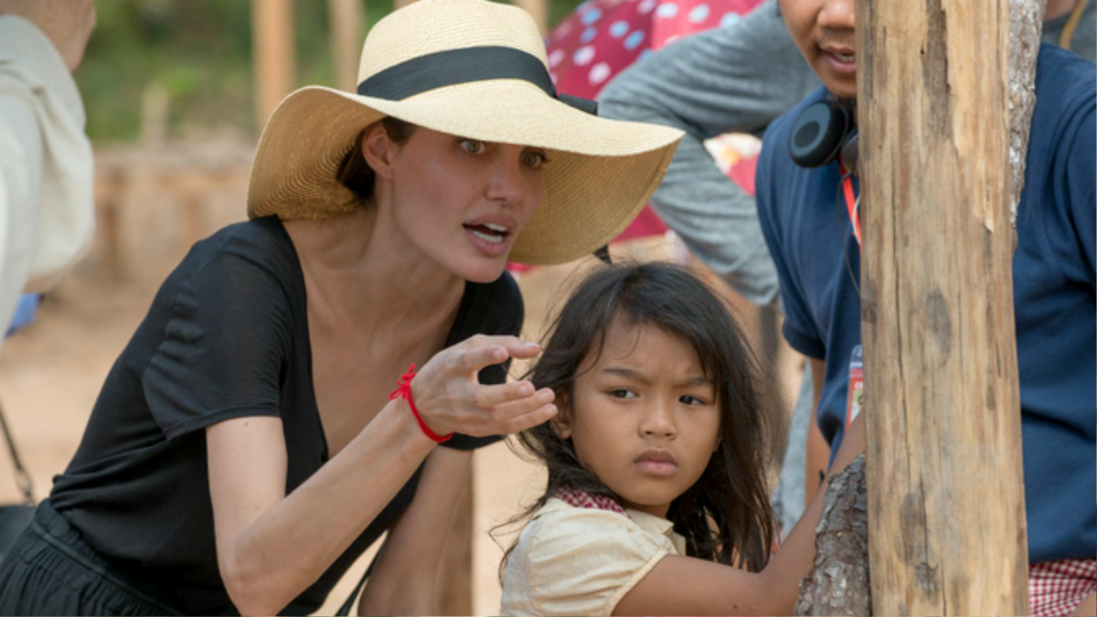 Angelina Jolie và 'First They Killed My Father' - Bộ phim không hãng nào nhận phát hành Ảnh 9