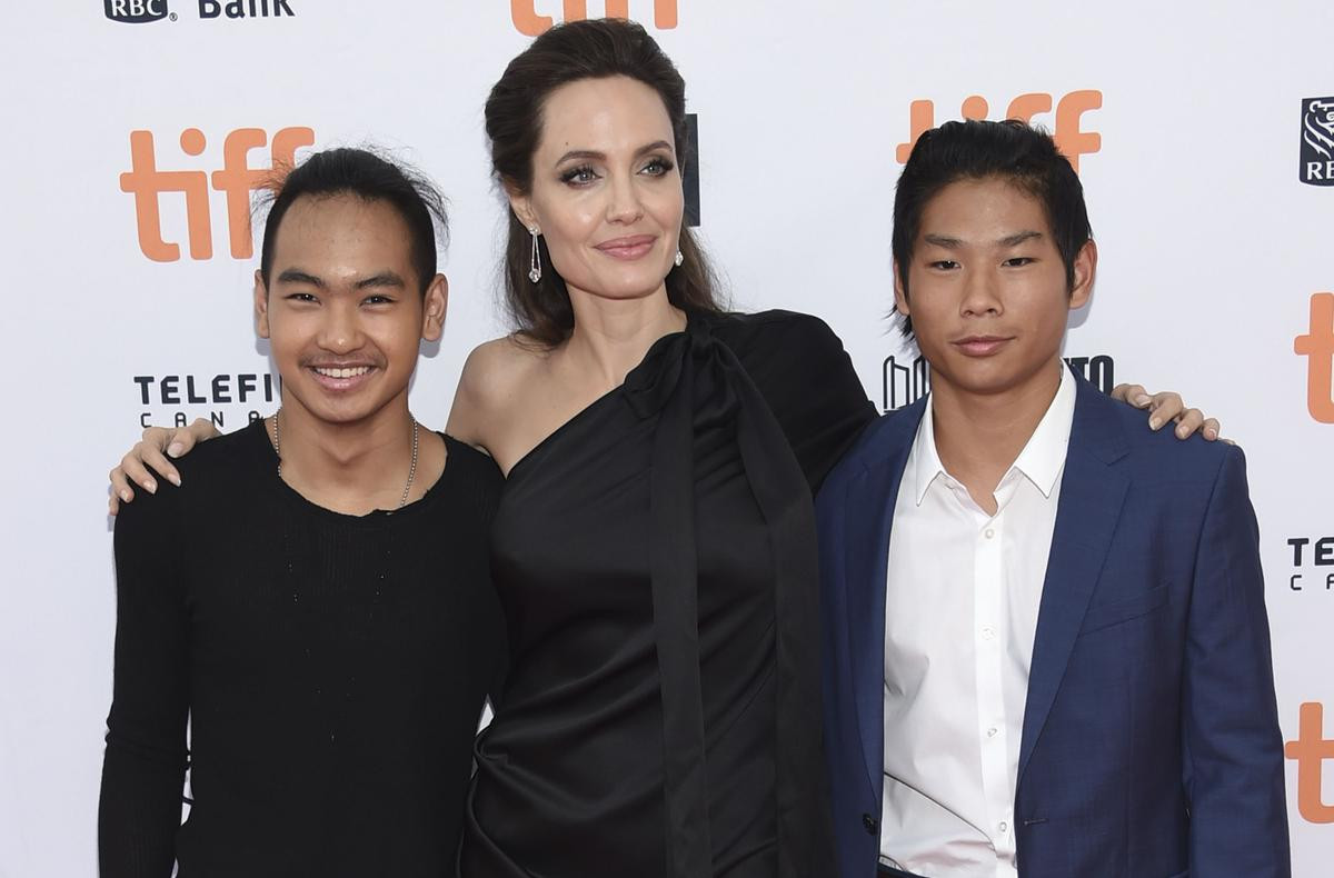 Angelina Jolie và 'First They Killed My Father' - Bộ phim không hãng nào nhận phát hành Ảnh 5