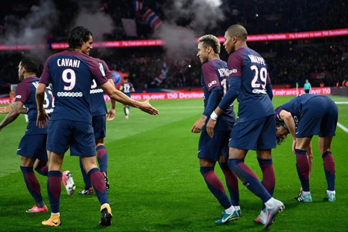 Neymar muốn 'tống khứ' Edinson Cavani để tranh tiền thưởng và làm 'trùm'? Ảnh 6