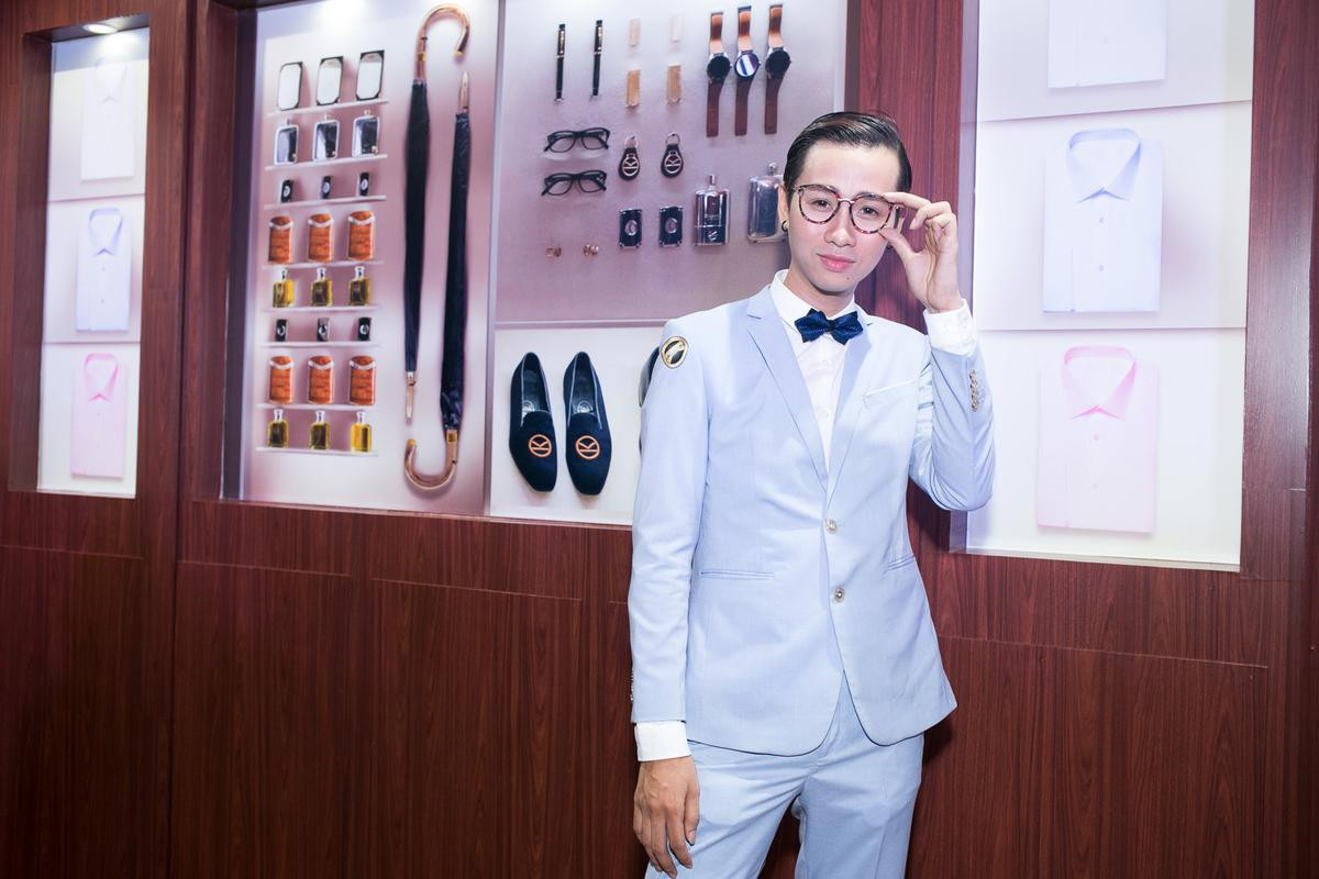 Loạt 'soái ca' diện vest và sơmi theo phong cách Kingsman 'hớp hồn' fan nữ Ảnh 4