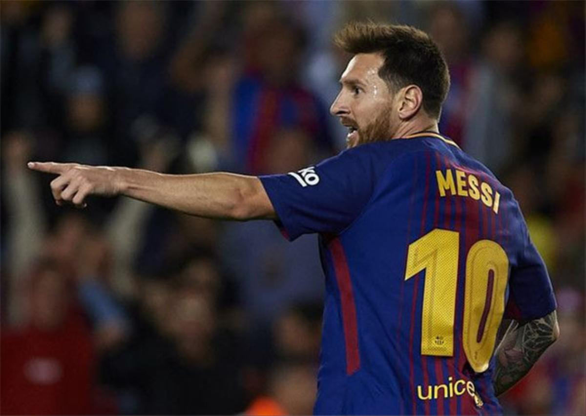 Ngọc Trinh, Messi và câu thách thức kinh điển: ’Đừng nhìn, yêu đấy’ Ảnh 4