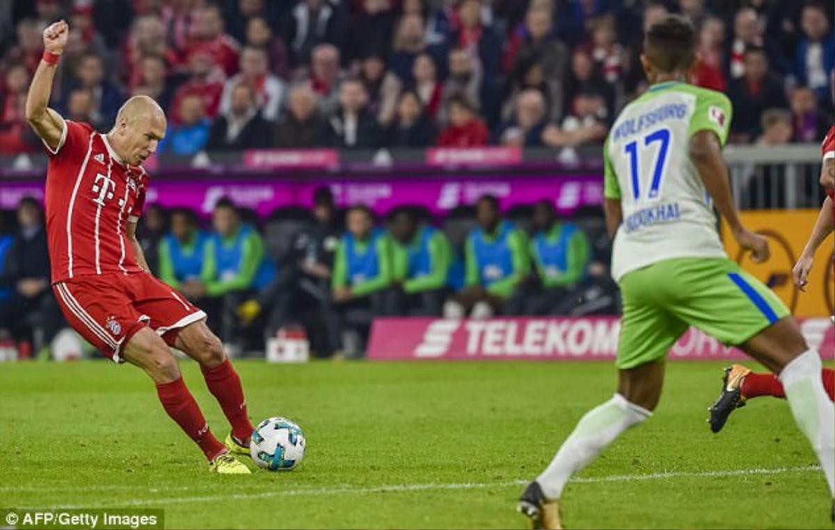 ‘Hùm xám” Bayern bị cầm hòa trong trận đấu ‘điên rồ’ Ảnh 3