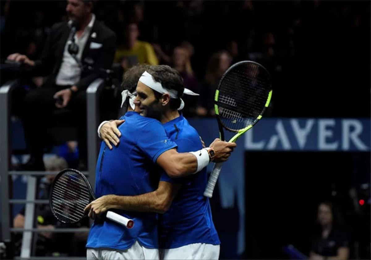 Roger Federer và Rafael Nadal thắng nhọc nhằn trong lần đầu đánh cặp cùng nhau Ảnh 6