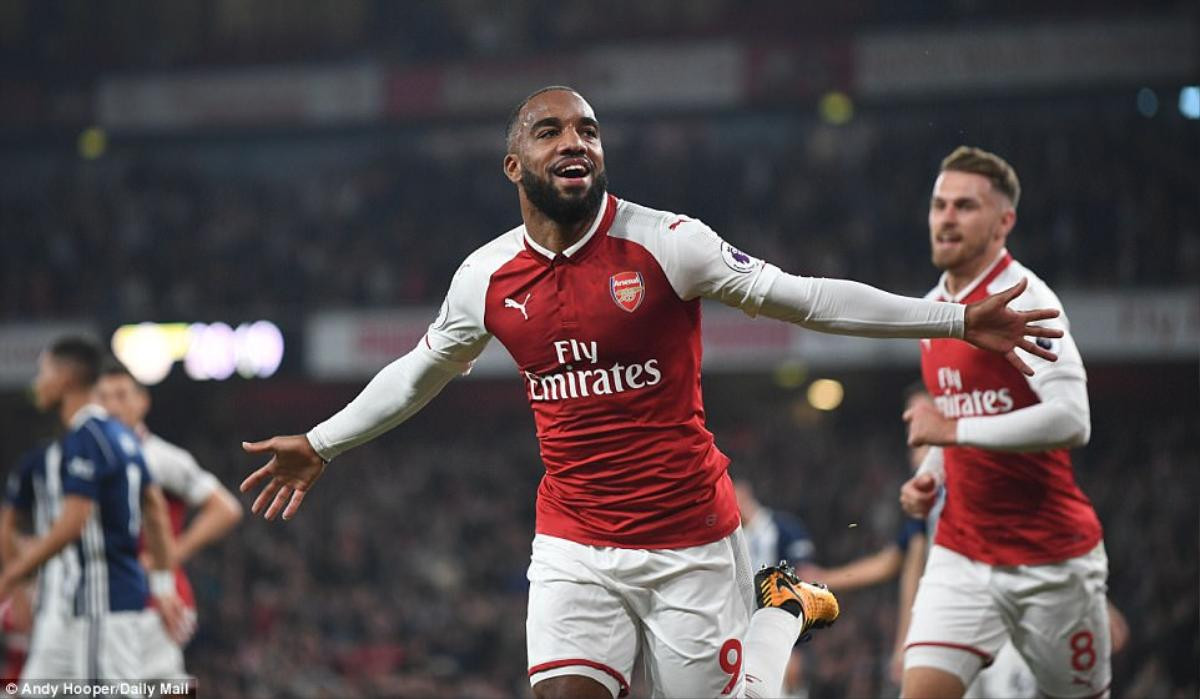 Arsenal thắng vất vả nhờ cú đúp của Lacazette Ảnh 3