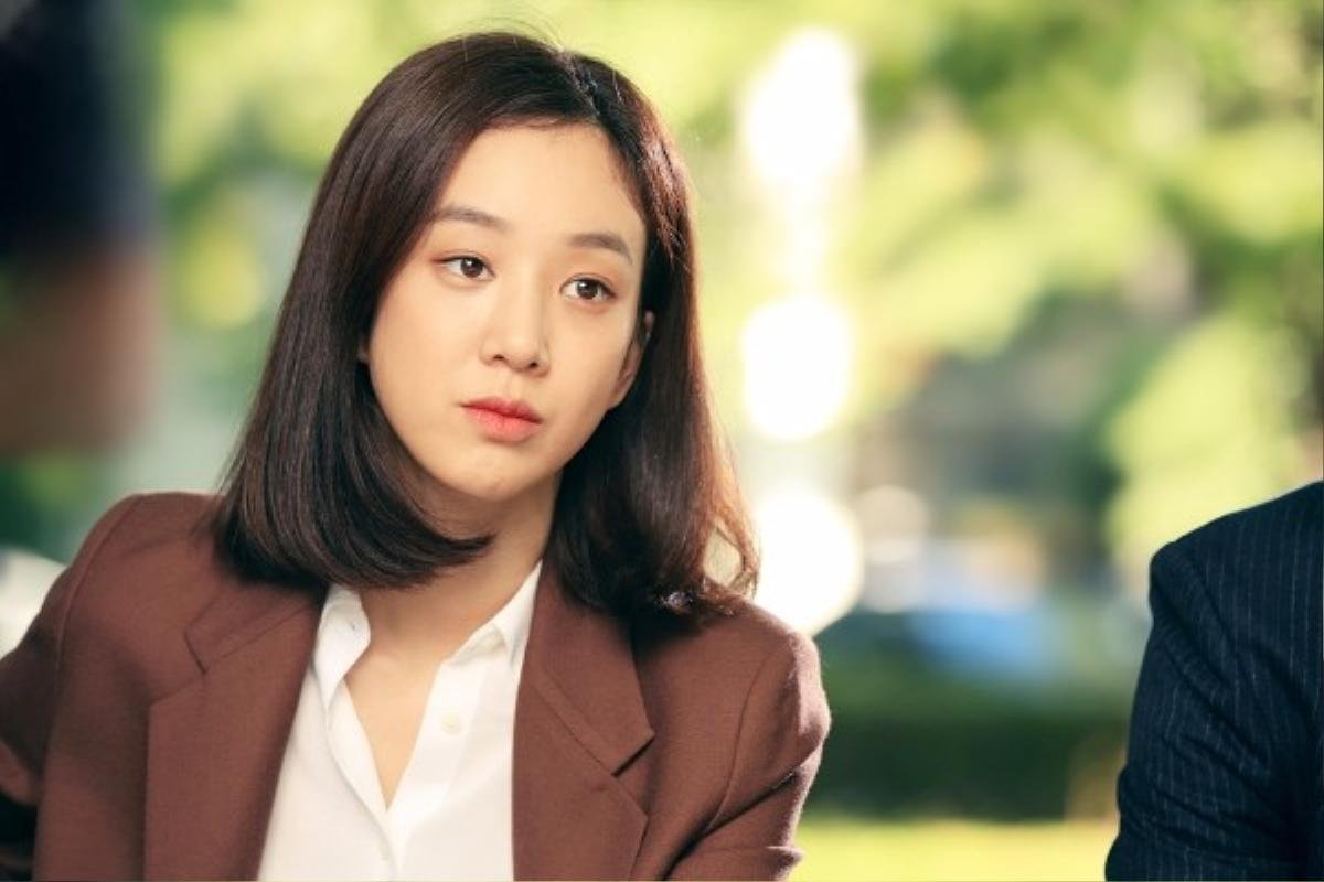 'Witch's Court': Khi Jung Ryeo Won và Yoon Hyun Min là công tố viên Ảnh 9