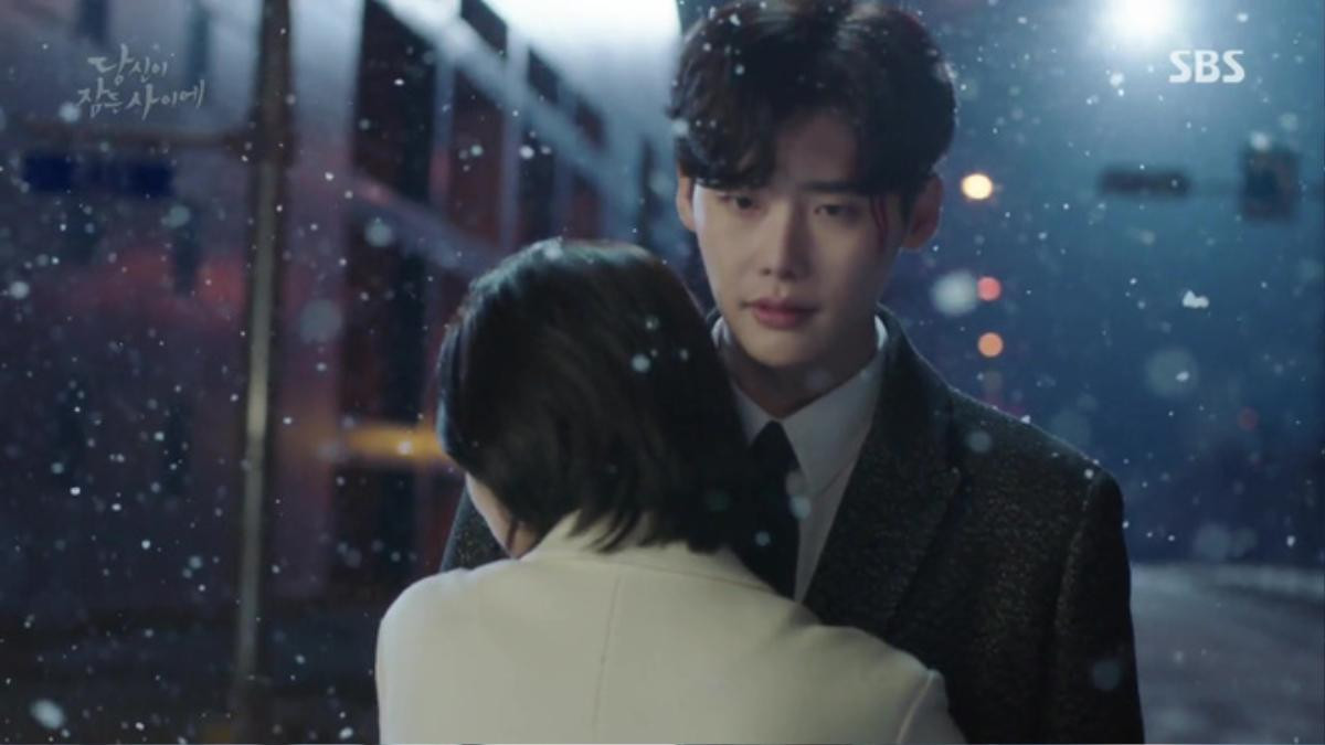 'While You Were Sleeping' khiến khán giả 'thót tim' ở 2 tập đầu tiên Ảnh 13