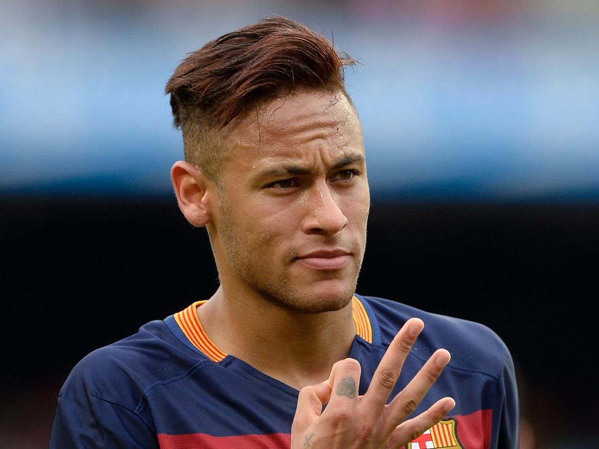 Giữa lùm xùm với Tâm Tít, Maya khiến fan phát sốt khi 'khoe' ảnh chụp cùng siêu sao bóng đá Neymar Ảnh 4