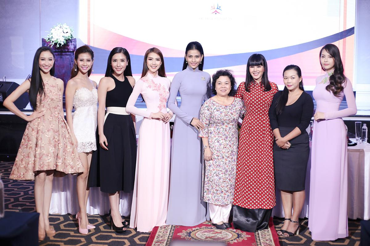 Trước thềm Miss Intercontinental 2017, Tường Linh hạn chế nhận show nhưng vẫn tích cực với hoạt động thiện nguyện Ảnh 1