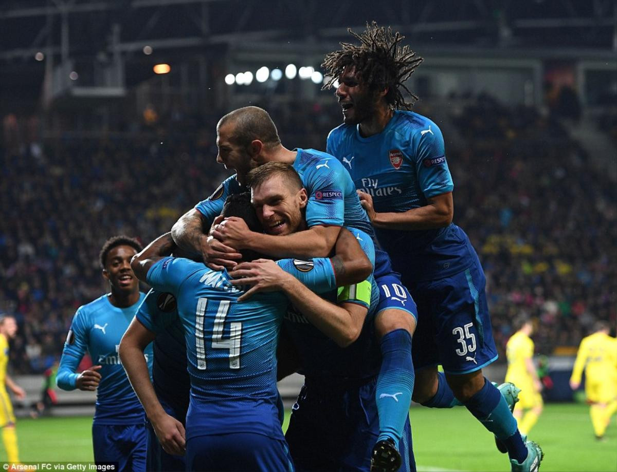 Hủy diệt BATE Borisov, 'chú Tư' Arsenal độc chiếm ngôi đầu bảng H Ảnh 2