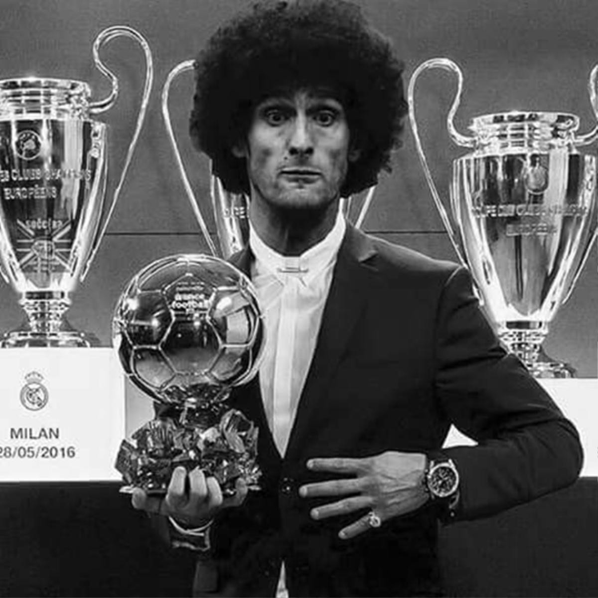 Ảnh troll: 'Chân gỗ' Fellaini đoạt 4 quả bóng vàng, xứng đáng thế chỗ 'vua bóng đá' Pele Ảnh 7