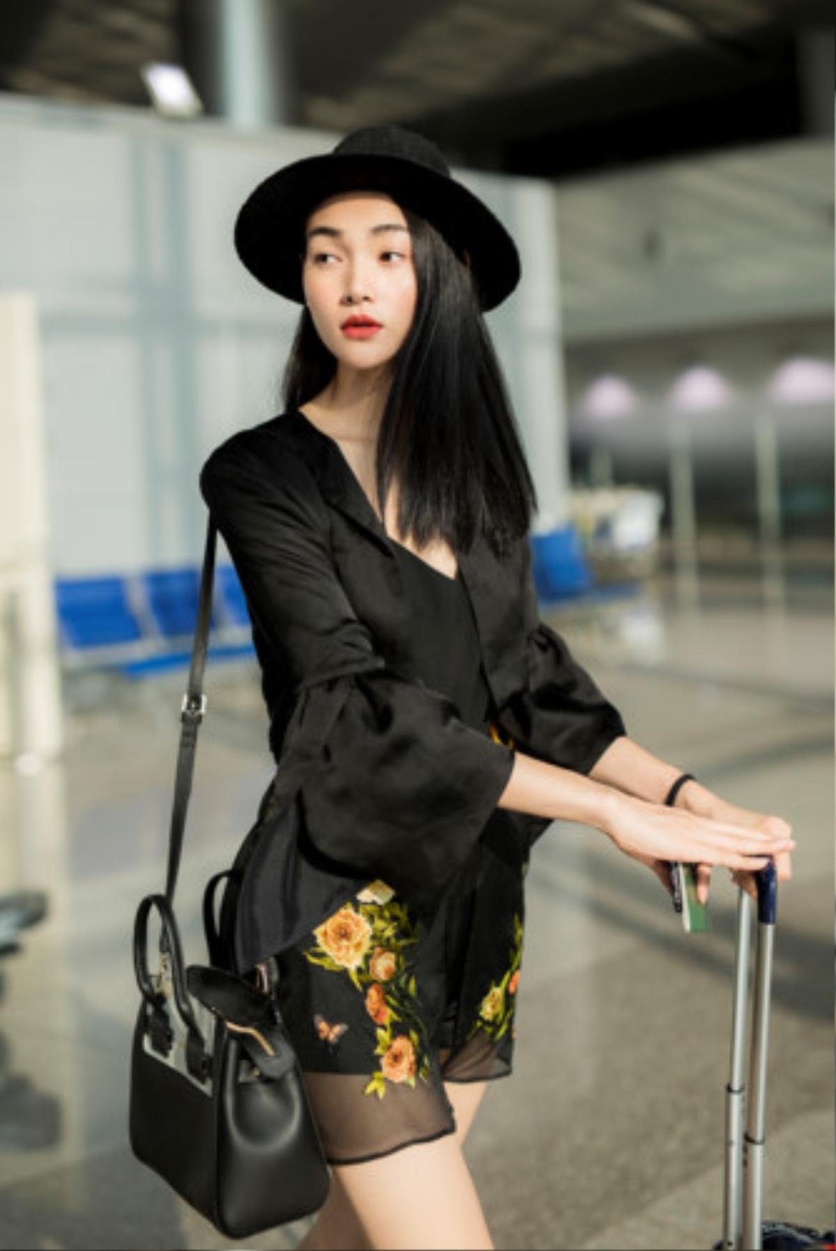 Thùy Trang kiêu sa trên sàn diễn Paris Fashion Week 2018 Ảnh 10