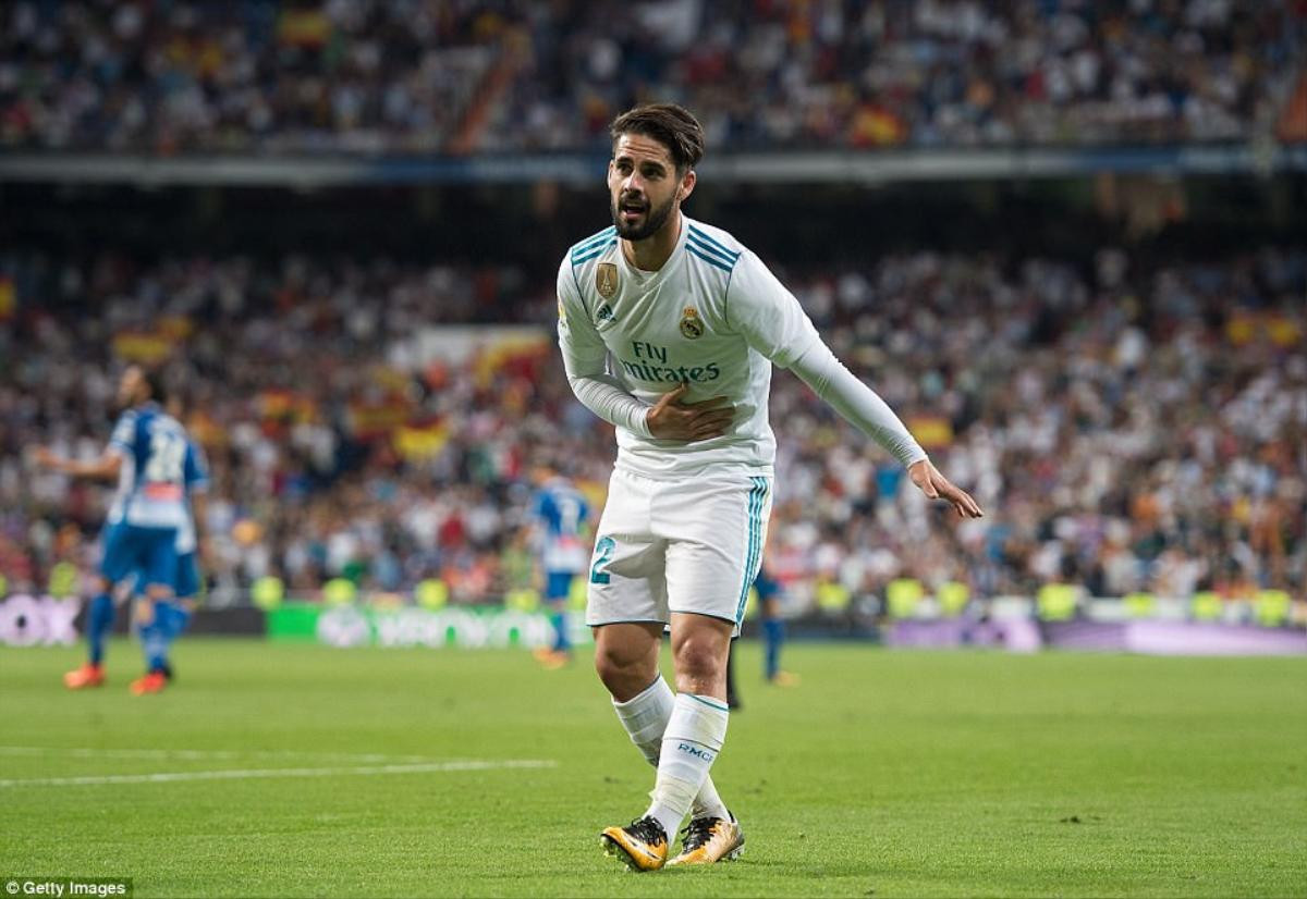 Isco lại 'gánh team', lập cú đúp giúp Real Madrid bám đuổi Barcelona Ảnh 3