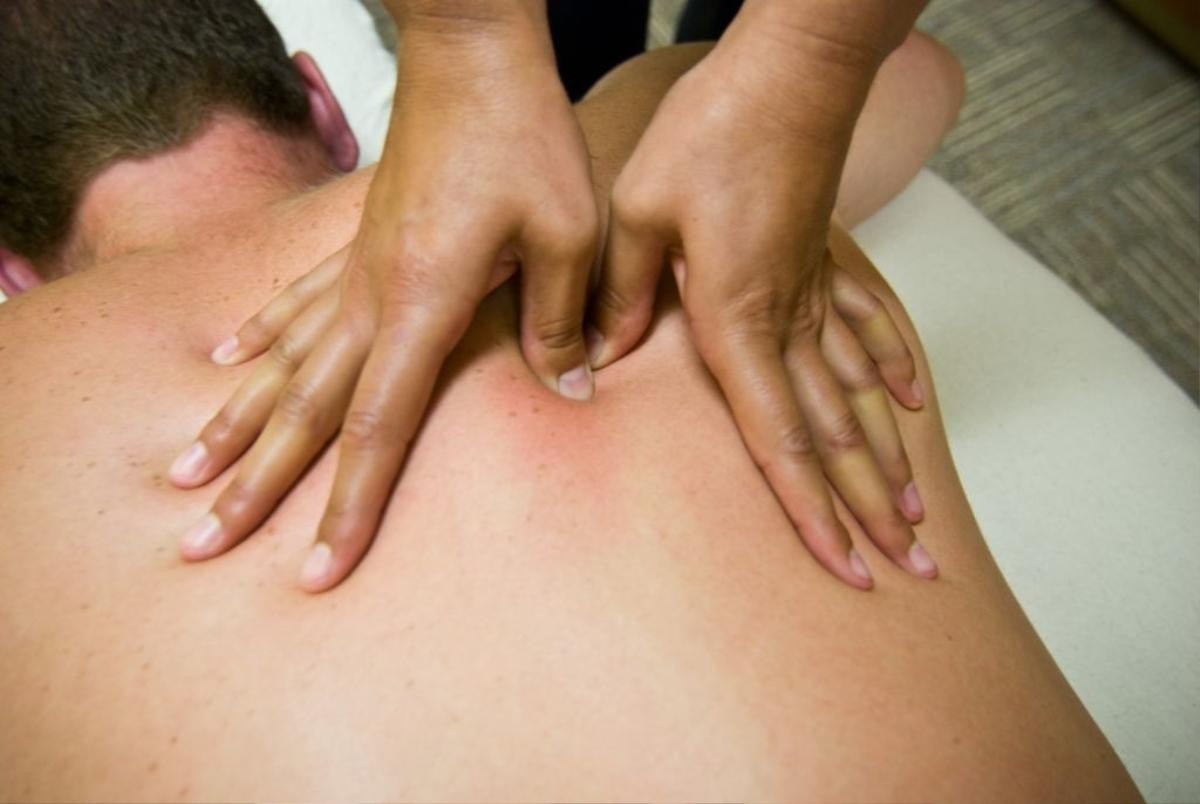 Đi Massage, khách hàng bị nhân viên quán đánh chấn thương sọ não tử vong Ảnh 1