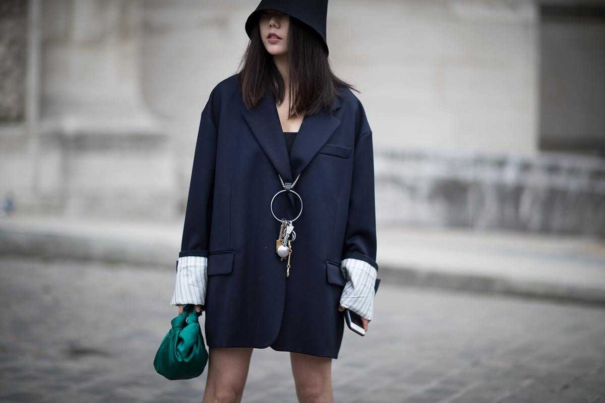 Cao thủ sành mốt mang 'vũ khí' gì để công phá Paris Fashion Week? Ảnh 10