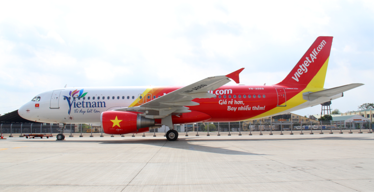 Máy bay Vietjet hạ cánh khẩn cấp để cấp cứu nữ hành khách Hàn Quốc Ảnh 1