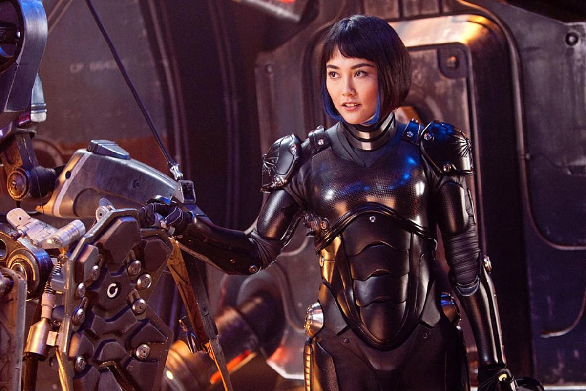 Cận ngày tung trailer chính thức, 'Pacific Rim 2' vẫn nhá hàng về các robot khồng lồ Jaeger mới Ảnh 1