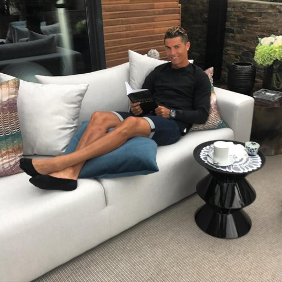 Khám phá 'siêu' biệt thự xa hoa của Cristiano Ronaldo Ảnh 4