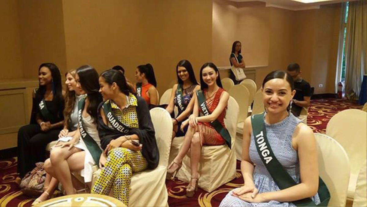 Á hậu Hà Thu khoe đường cong nuột nà trong trang phục bikini tại Miss Earth 2017 Ảnh 8