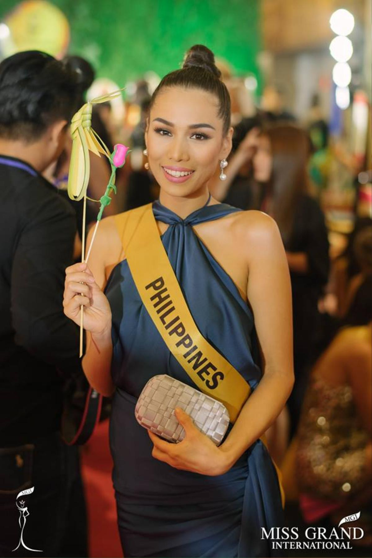 Dù áo dài hay dạ hội thì Á hậu Huyền My vẫn tỏa sáng như nữ thần tại Miss Grand International 2017 Ảnh 11