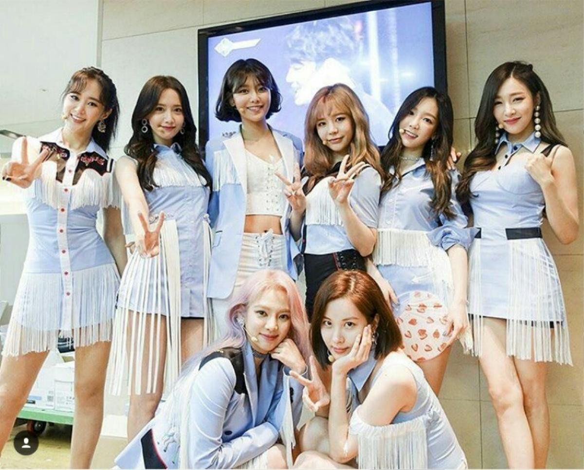 Có ai ngờ đây lại là sân khấu cuối cùng có đủ 8 thành viên SNSD! Ảnh 2