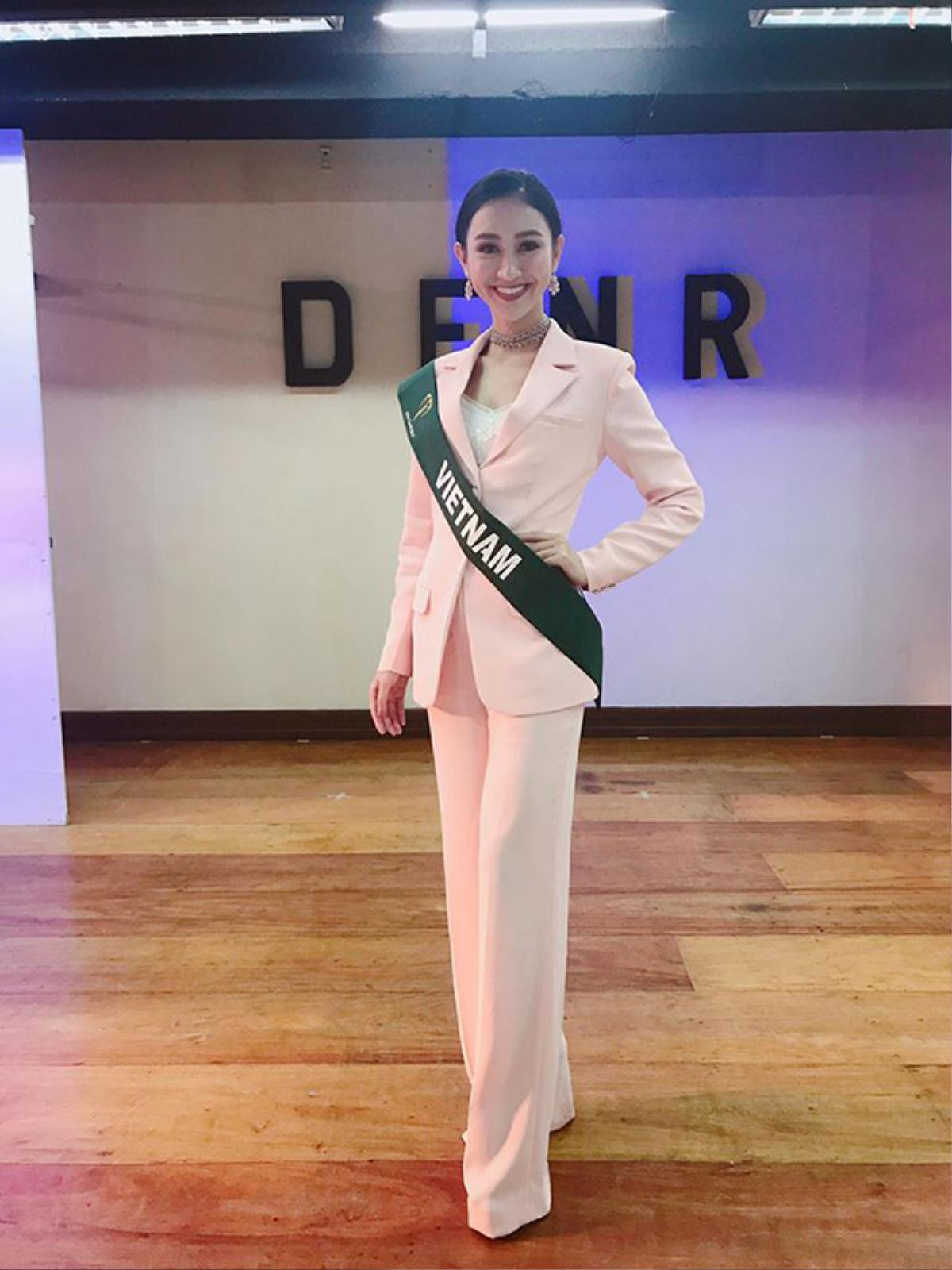 Á hậu Hà Thu được dự đoán lọt Top 10 được yêu thích nhất Miss Earth 2017 Ảnh 3