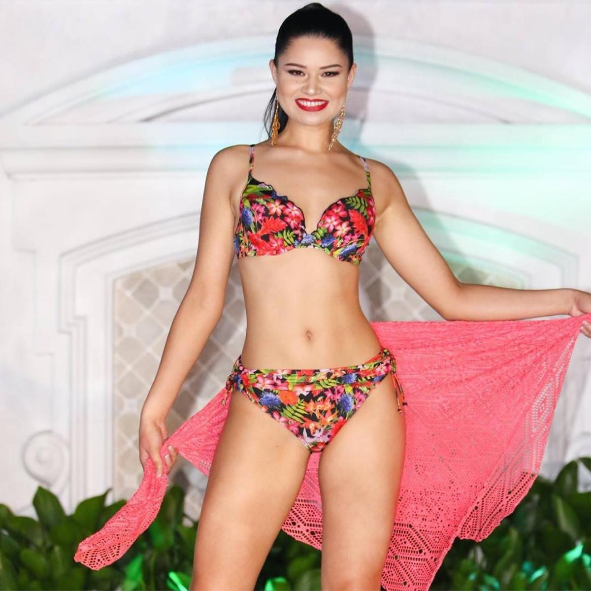 Miss Earth 2017: Nhan sắc quốc tế diện bikini cầu kì, để lộ khuyết điểm dáng thô Ảnh 4