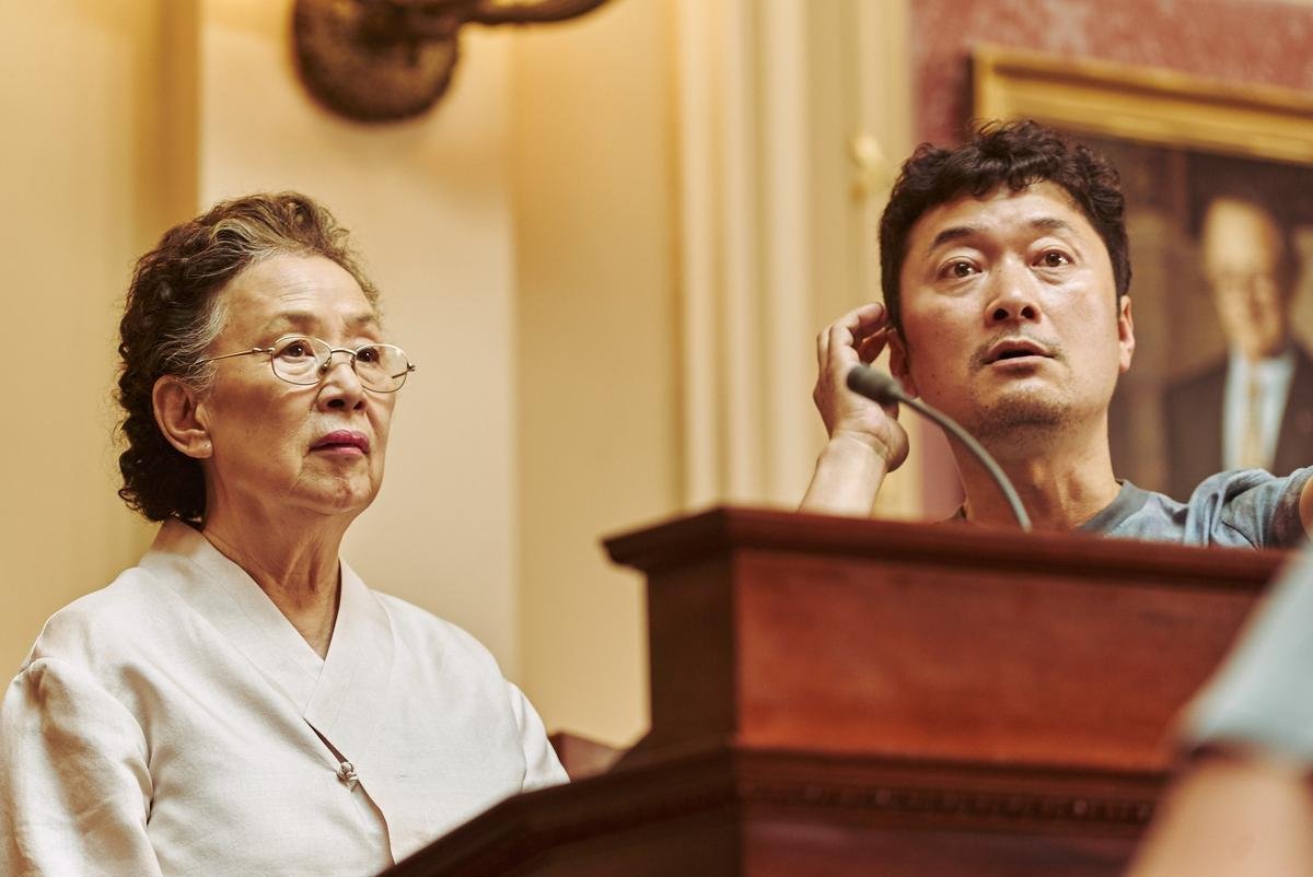 'I Can Speak': Những giọt nước mắt đằng sau tiếng cười của câu chuyện về ngoại già học Tiếng Anh Ảnh 6