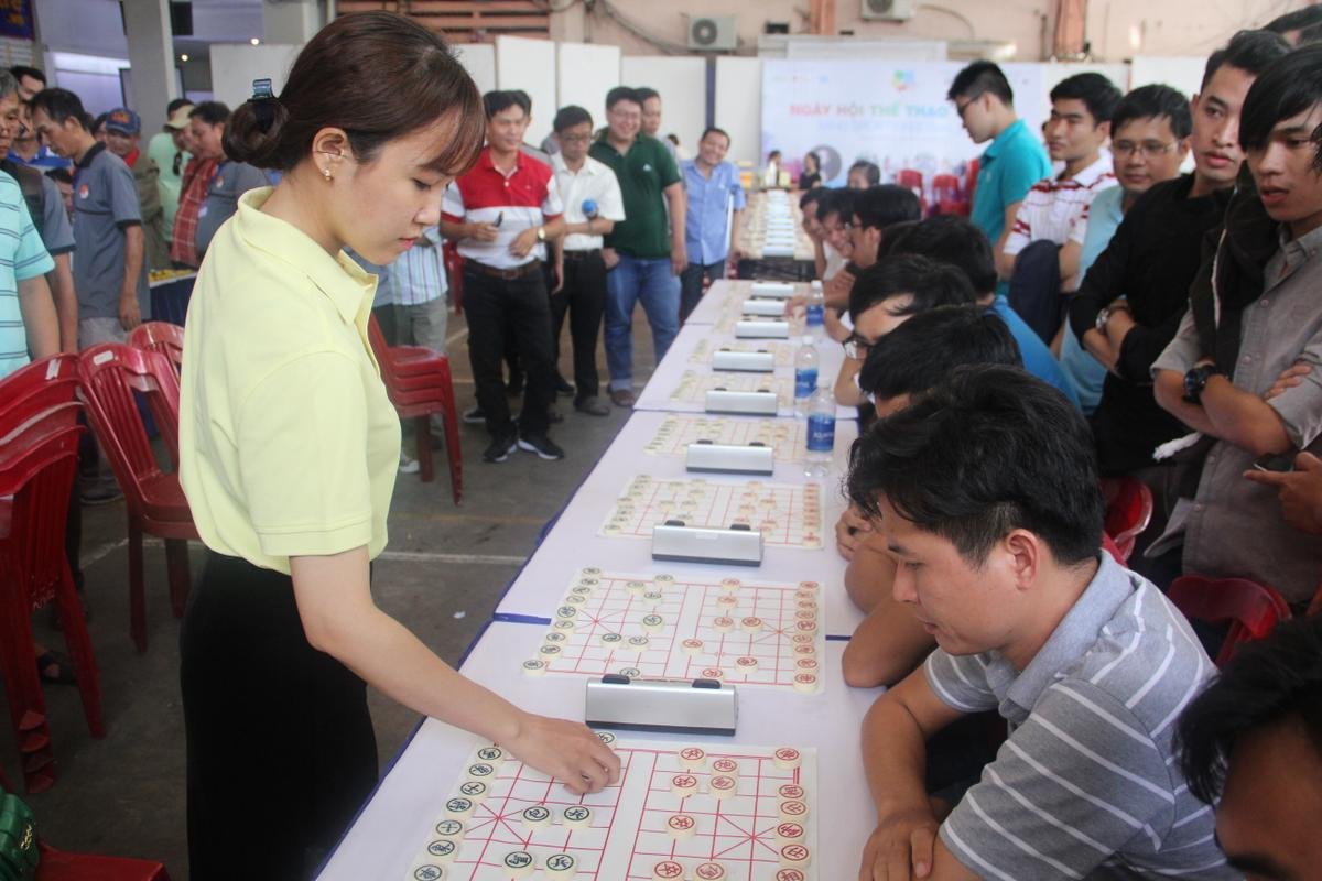 Nữ kỳ thủ Cao Phương Thanh: Sưu tập gần 150 huy chương, 9 tuổi đã đánh cho anh trai 'phát hờn' Ảnh 7