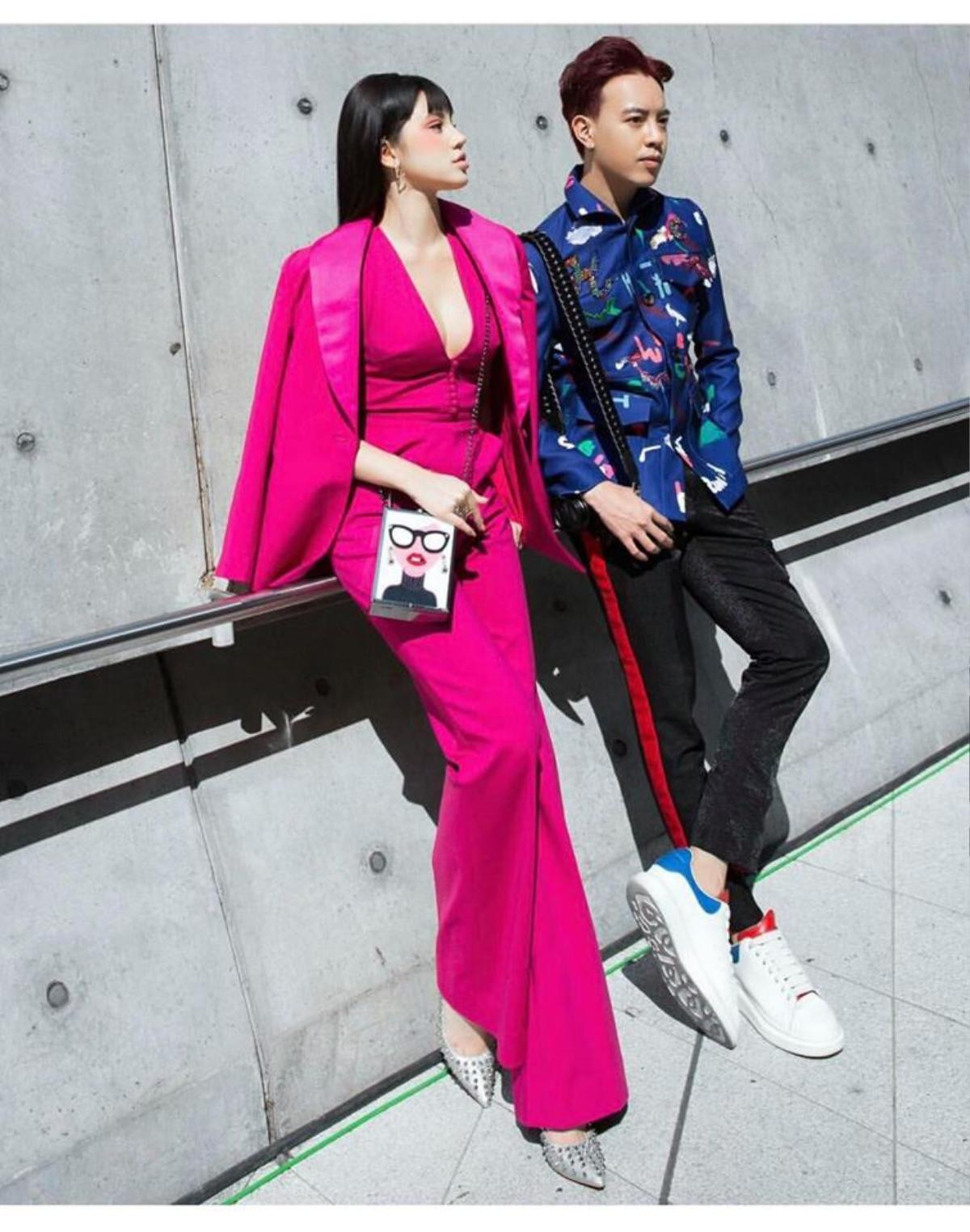 Ngày đầu Seoul Fashion Week: Tín đồ sành mốt chơi màu đơn sắc, hút vạn ánh nhìn! Ảnh 2