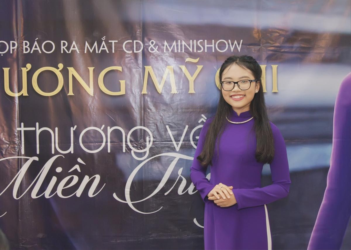 14 tuổi, Phương Mỹ Chi đã có minishow đầu tiên và ra mắt album mới Ảnh 1