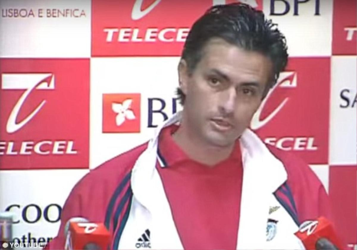 17 năm trước, lẽ ra Mourinho đã giải lời nguyền Guttmann cho Benfica Ảnh 2