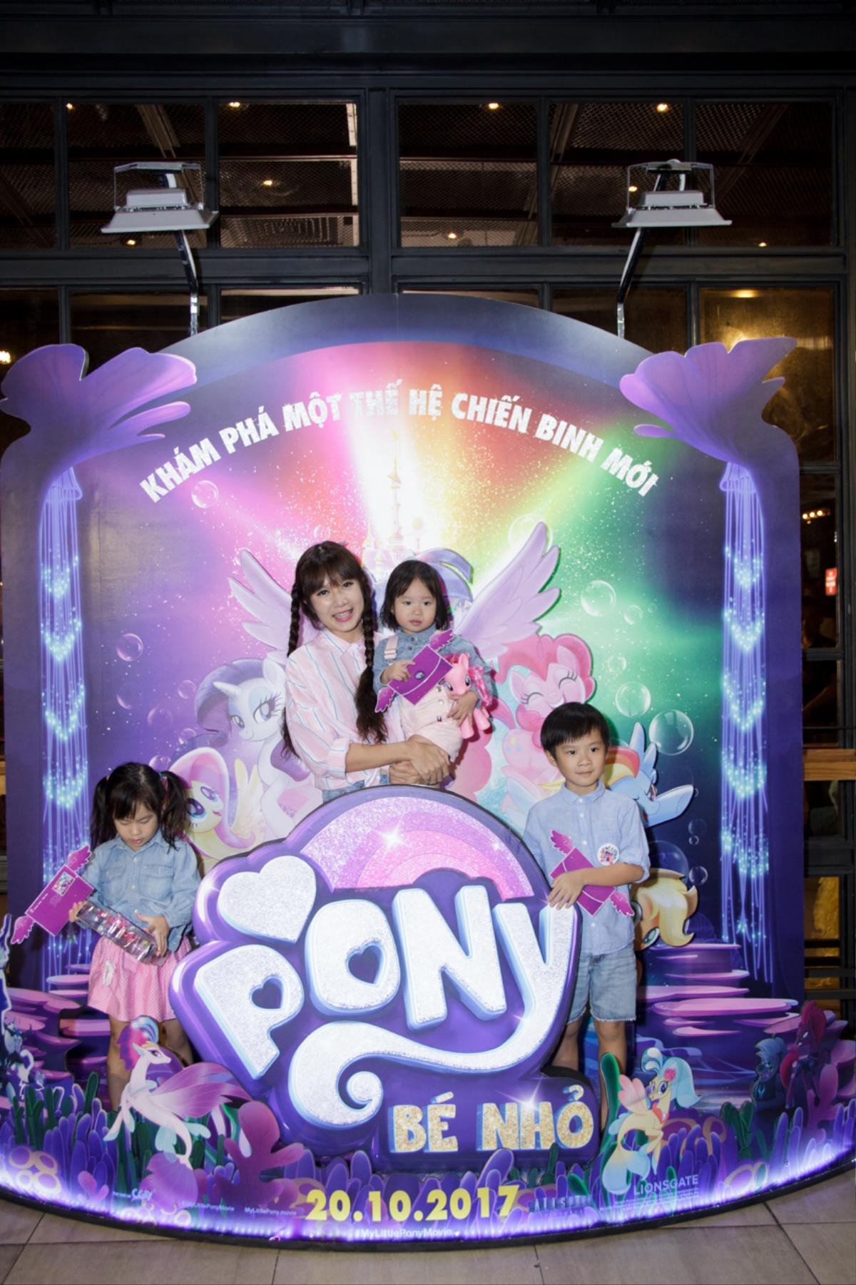 Phim hoạt hình 'My Little Pony' chiếm trọn tình cảm của các sao nhí lẫn gia đình nghệ sĩ Ảnh 2