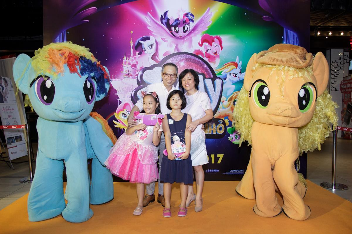 Phim hoạt hình 'My Little Pony' chiếm trọn tình cảm của các sao nhí lẫn gia đình nghệ sĩ Ảnh 3