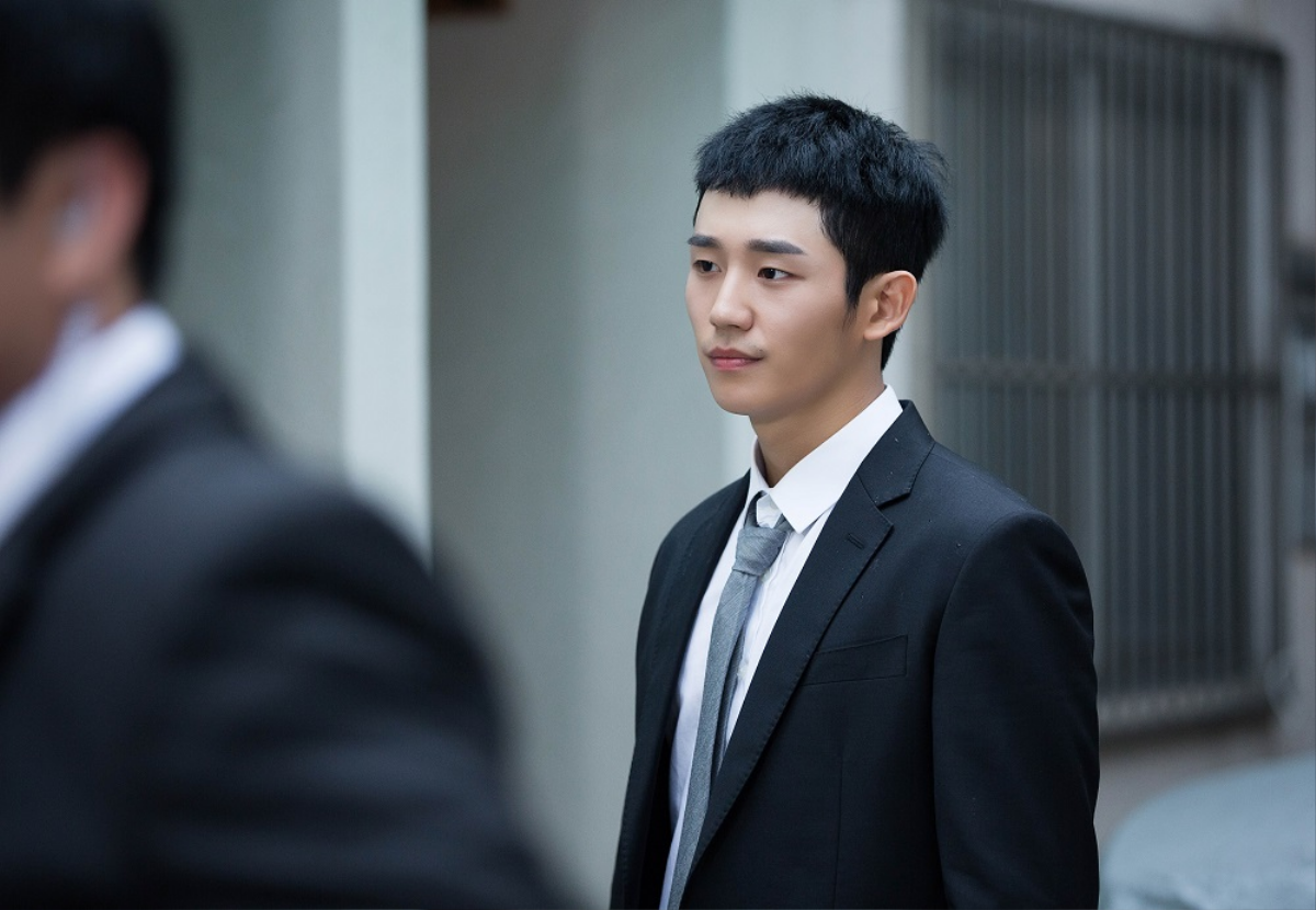 Jung Hae In: Chàng nam phụ có nụ cười tỏa nắng và thân hình 6 múi của phim “Khi nàng say giấc” Ảnh 7