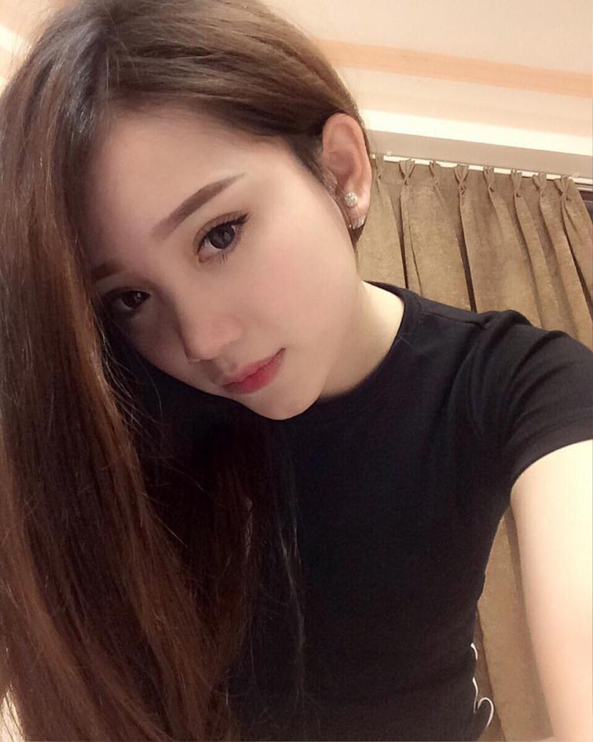 Dàn bạn gái xinh đẹp như hot girl của các sao bóng đá Việt Nam Ảnh 10