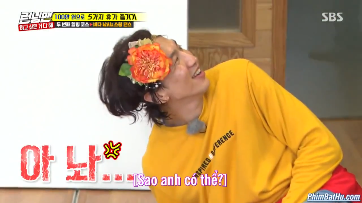 Kwang Soo khóc hết nước mắt khi đã giả gái mà còn bị đá vào chỗ hiểm Ảnh 6