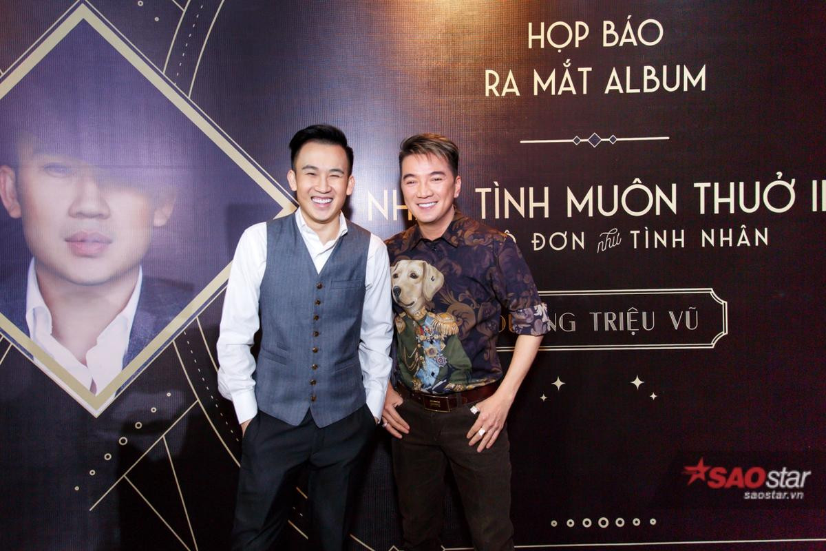 Dương Triệu Vũ không ngần ngại hôn má Mr. Đàm trong họp báo album nhạc xưa Ảnh 6