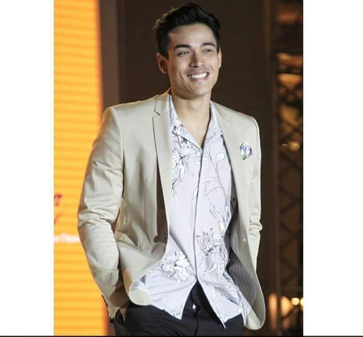 Xian Lim, chàng MC chung kết Miss Grand mặc gì để cộng đồng mạng xốn xang? Ảnh 2