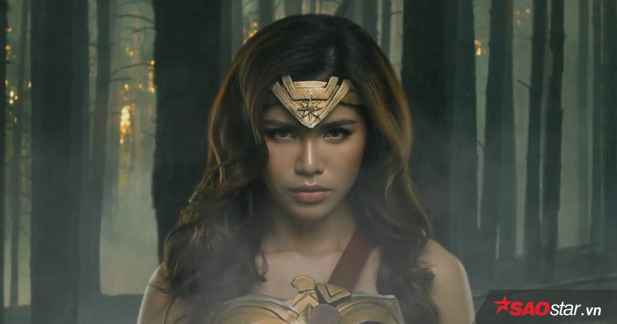 Hóa trang thành Wonder Woman, liệu Minh Tú có 'đọ' được với 'chị đại' Gal Gadot? Ảnh 6