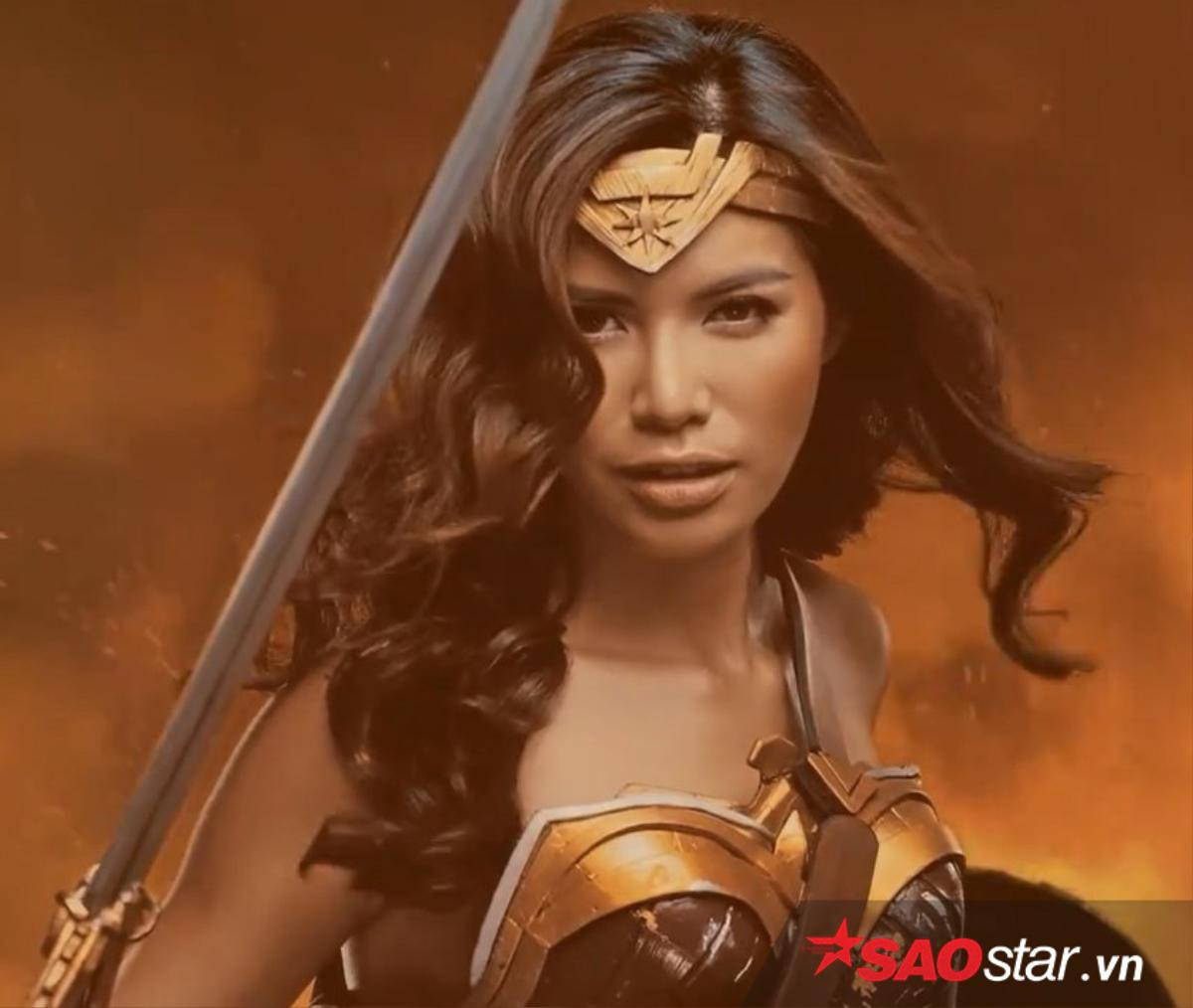 Hóa trang thành Wonder Woman, liệu Minh Tú có 'đọ' được với 'chị đại' Gal Gadot? Ảnh 9