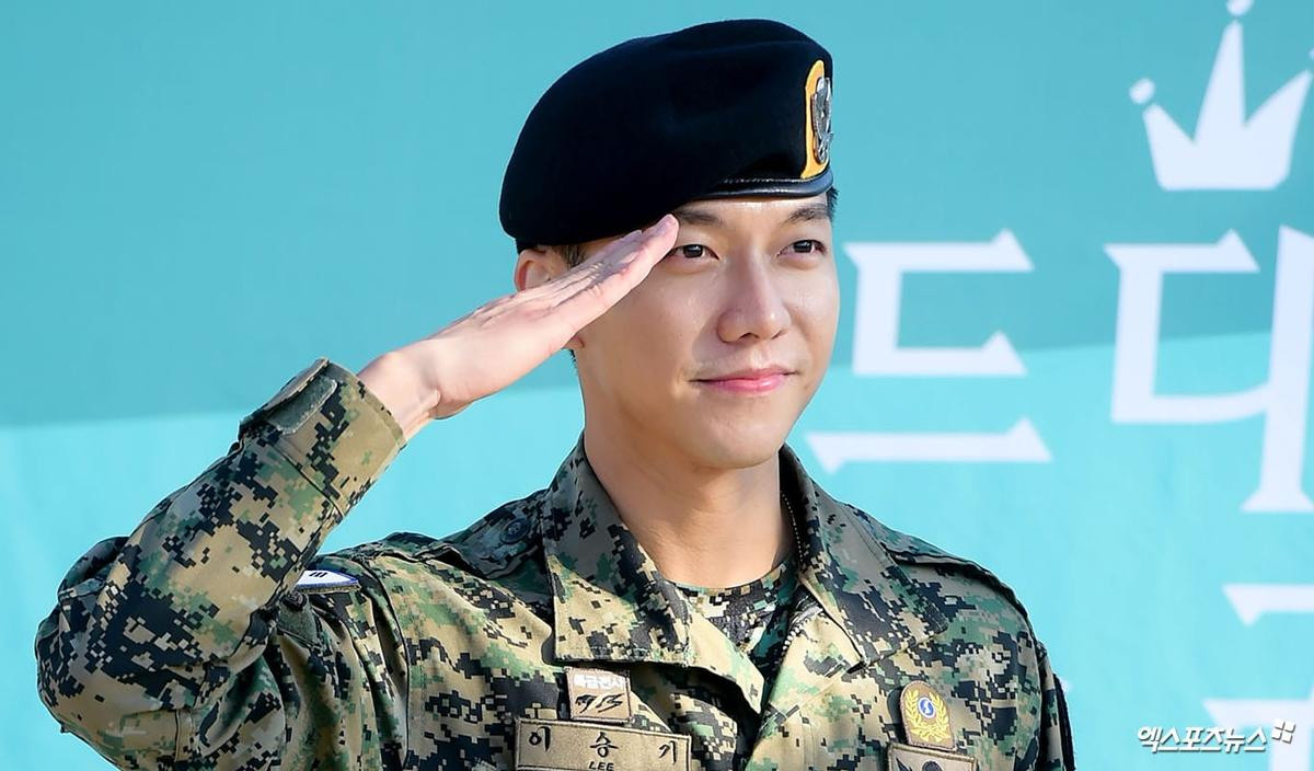 Vừa xuất ngũ, Lee Seung Gi đã chuẩn bị sẵn sàng trở lại với khán giả màn ảnh nhỏ Ảnh 4