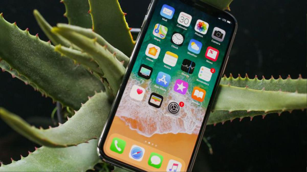 Đắt nhưng xắt ra miếng, đây là những gì người ta đang nói về iPhone X Ảnh 4