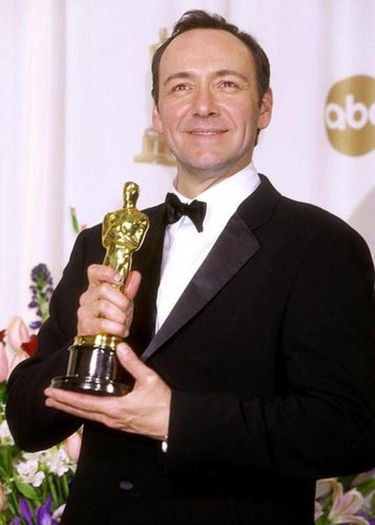 Phim vận vào đời: Kevin Spacey - Tên tuổi lỗi lạc sụp đổ vì scandal quấy rối tình dục Ảnh 5