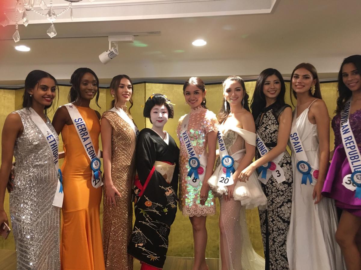 Á hậu Thuỳ Dung khiến fan lo lắng vì bỗng dưng 'mất tích' ở Miss International 2017 Ảnh 9