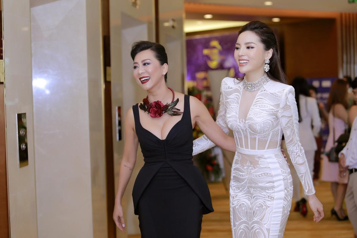 Lần đầu tiên, Hoa hậu Kỳ Duyên và MC Nguyễn Cao Kỳ Duyên cùng đồng hành trong Miss Sea Vietnam Global 2018 Ảnh 9