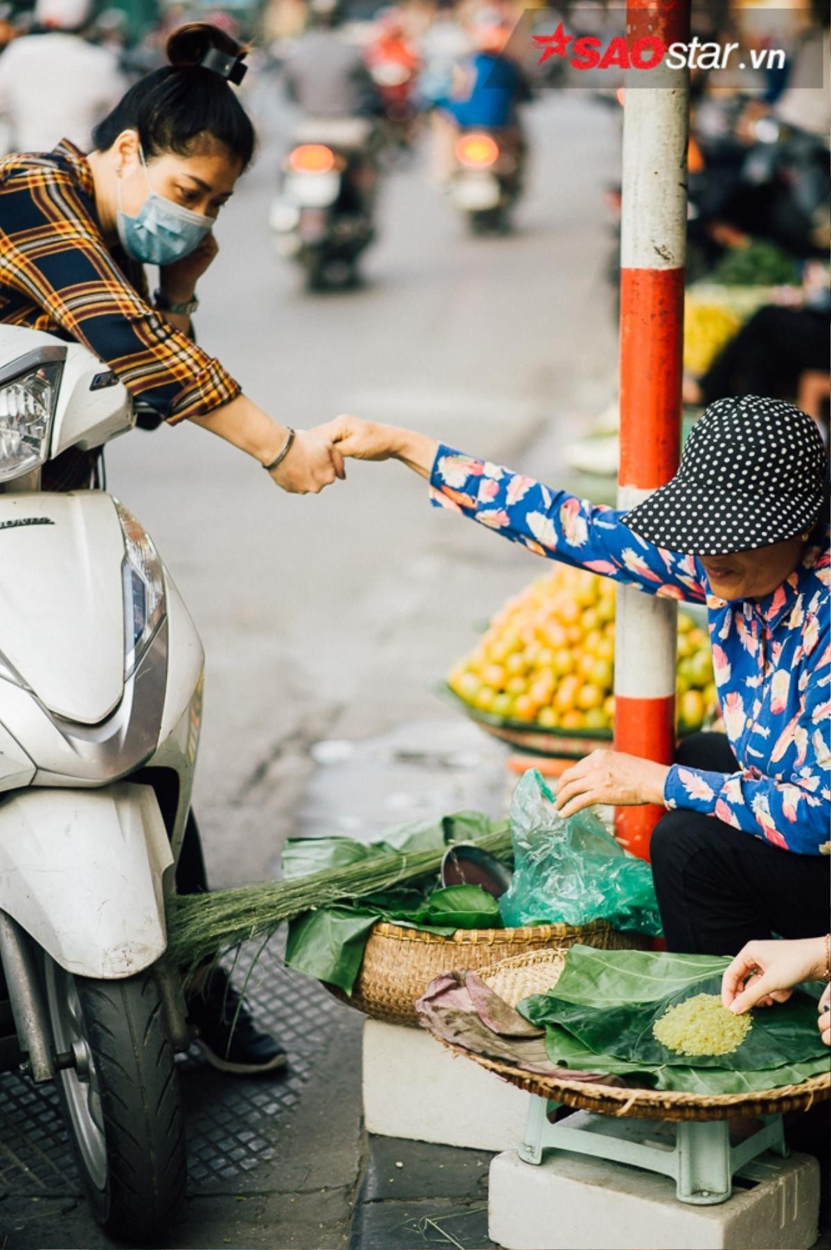 Có một khoảng thời gian 'tình' như thế, Hà Nội đẹp ngẩn ngơ khiến người ta muốn say quên lối về! Ảnh 7