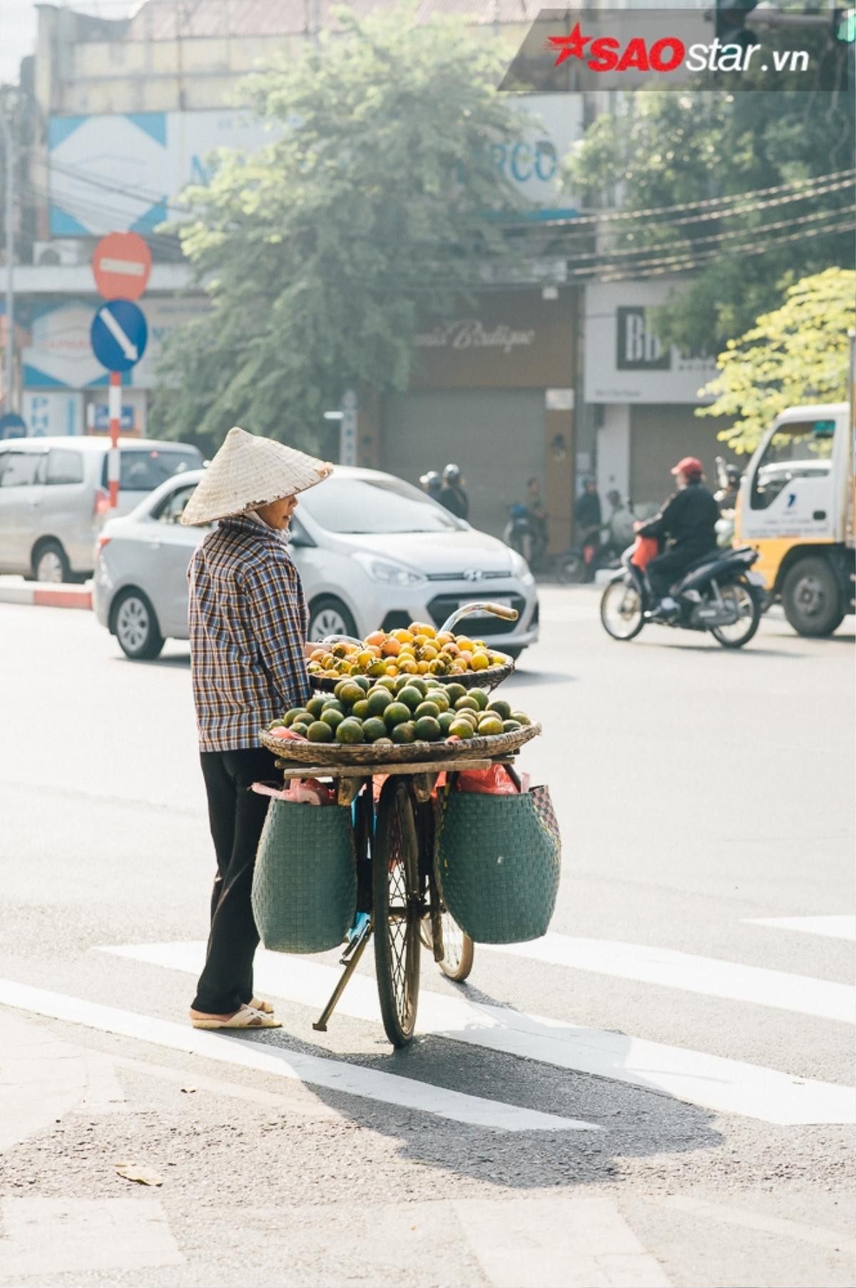 Có một khoảng thời gian 'tình' như thế, Hà Nội đẹp ngẩn ngơ khiến người ta muốn say quên lối về! Ảnh 12