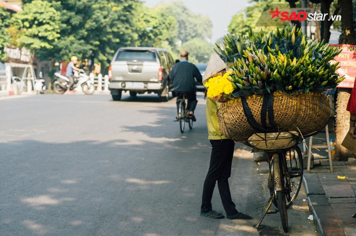 Có một khoảng thời gian 'tình' như thế, Hà Nội đẹp ngẩn ngơ khiến người ta muốn say quên lối về! Ảnh 11